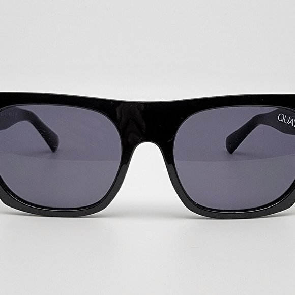 Quay Australia Something Extra Black Frame Smoke Grey Lens Sunglasses 54-16-140 main image 9